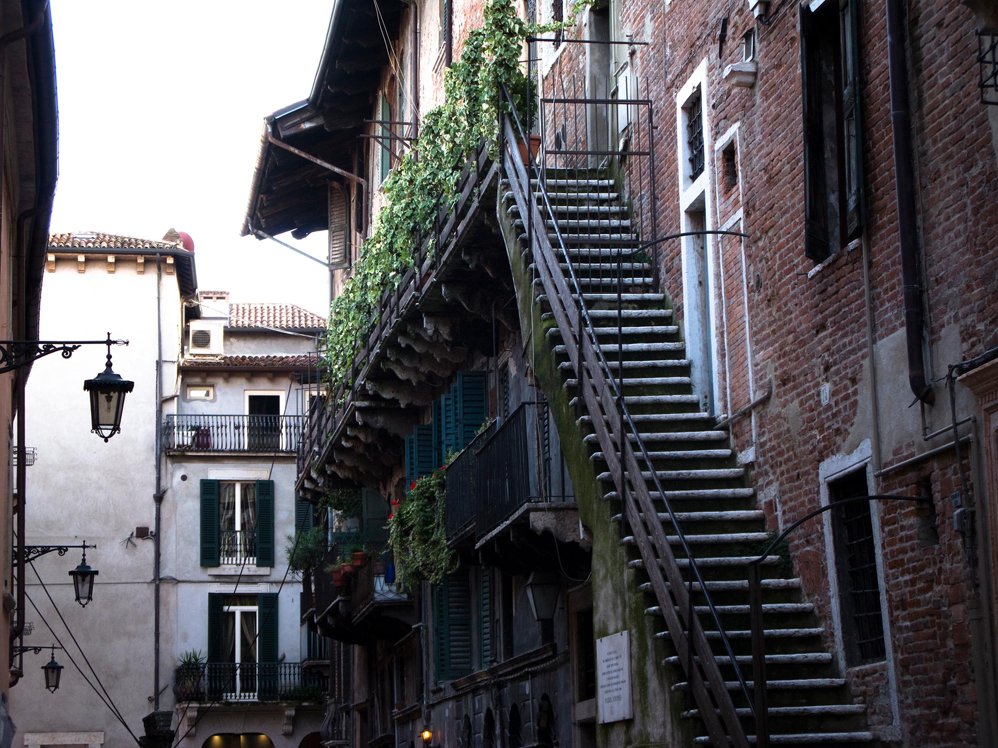 Italia Verona Tocati balcony